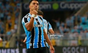 Луис Суарес Бразилия кубогида ўзгача услубда гол урди