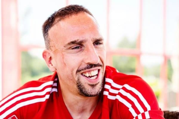 Рибери журналистдан узр сўради