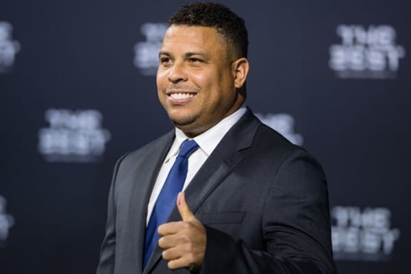 Роналдо Ла Лига клубини сотиб олди (ФОТО)