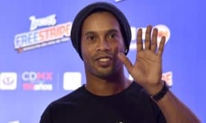 Роналдиньонинг дунёни ҳайратлантирган 10та голи (видео)