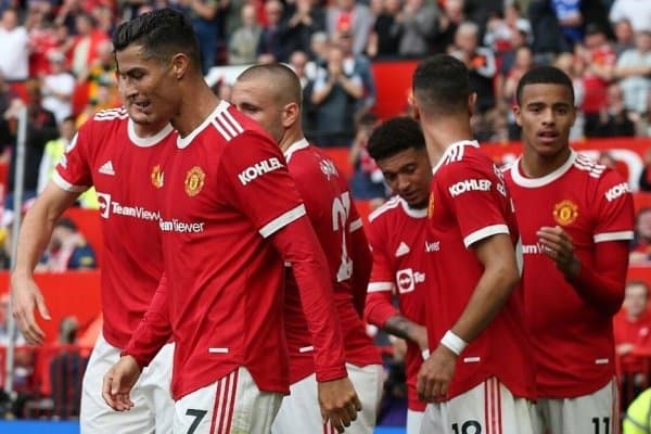 Яна бир футболчи “Манчестер Юнайтед”дан юз ўгирди