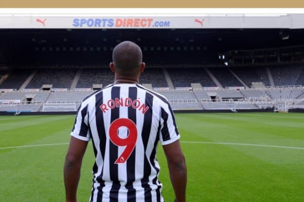 "Ньюкасл" сафига янги ҳужумчи келди