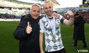 Иньеста Японияда ҳам чемпион бўлиб, ўзининг 37-совринини қўлга киритди