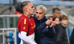 Моуриньо “Рома” футболчиси билан уришиб қолди