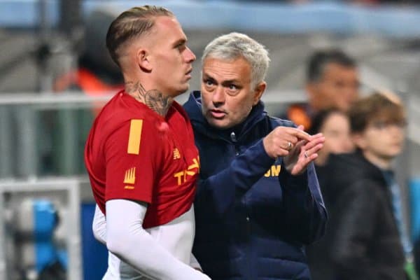 Моуриньо “Рома” футболчиси билан уришиб қолди