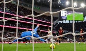 Супертўпурарни бу жамоага ўтишига йўл қўйишмаяпти