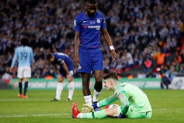 Энг қиммат дарвозабон хор бўляпти