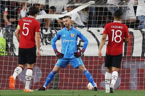 “Манчестер Юнайтед” мана шу тўрт футболчидан қутилса, топ-жамоа айланади!