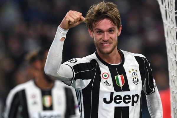 "Ювентус" АПЛга футболчи сотади