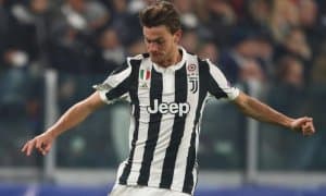 "Ювентус" ҳимоячиси "Рома"га кўчиб ўтиши мумкин