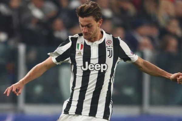 "Ювентус" ҳимоячиси "Рома"га кўчиб ўтиши мумкин