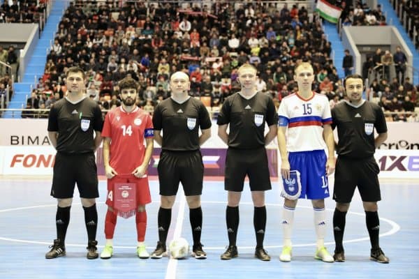 Тожикистон ва Россия ўртасидаги ўйинда ўзбекистонлик ҳакамлар ишламоқда