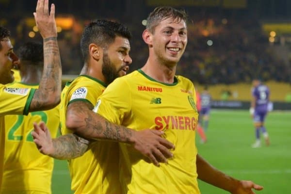 АПЛнинг 24-тур ўйинлари бир дақиқалик сукут билан бошланади