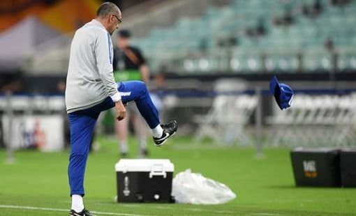 Давид Луиз ва Игуаин машғулот пайтида Саррининг жаҳлини чиқаришди (видео)