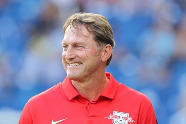 "Саутгемптон"га янги бош мураббий тайинланди