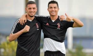 "Юве" бир қанча АПЛ клубларини армонда қолдирди