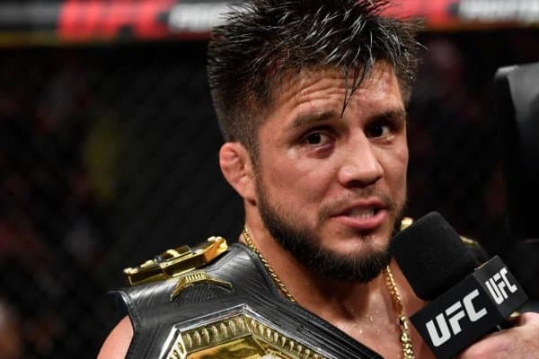 Сехудо: "У Адесаньяни тўхтатадиган жангчи"