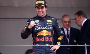 "Ред Булл" Перез билан шартномани узайтирди