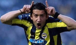 Терма жамоада ўйнаган футболчини отиб кетишди