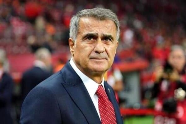 Туркия тарихидаги энг яхши натижа қайд этган мураббий истеъфога чиқарилди