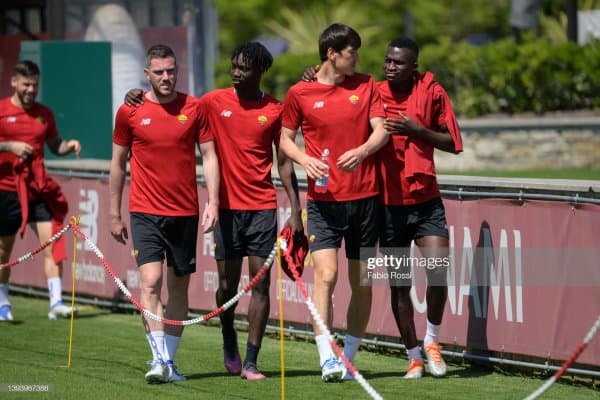 Шомуродов бугун Англияда майдонга тушади