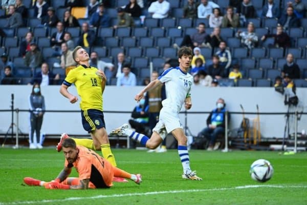 Ўртоқлик учрашуви. Ҳимоячиларнинг хатоси, Шомуродовдан гол – Катанецнинг дебюти омадсиз чиқди