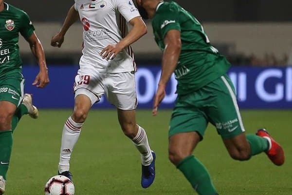 "Шаржа" чемпионликка интилмоқда