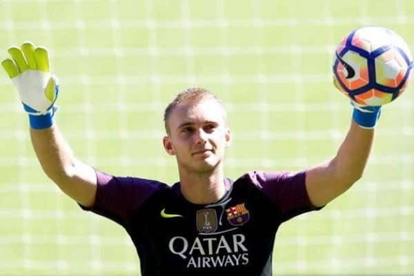 “Барселона” дарвозабони учун АПЛнинг 2 гранди жиддий кураш бошлади