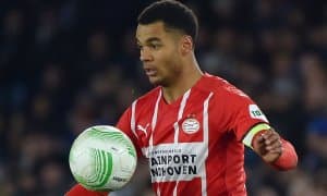 Бу футболчини қимматга сотамиз!