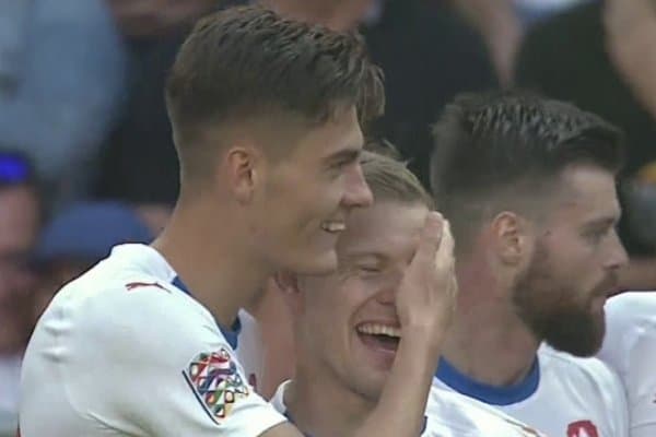 Миллатлар лигаси. Чехия сафарда Словакиядан устун келди