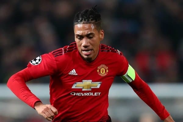 "Олд Траффорд"да Мессининг бурнини қонатишди (ФОТО)