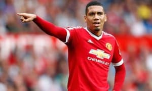 "Манчестер Юнайтед" Смоллингга янги шартнома таклиф қилади