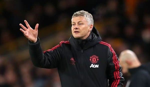 “Манчестер Юнайтед” юлдузини ижарага жўнатадиган бўлди