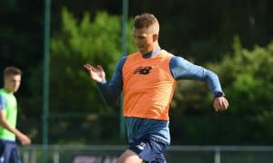 Шомуродов жамоаси қўлга киритган ҳужумчи “Женоа”га келмай жароҳат олди