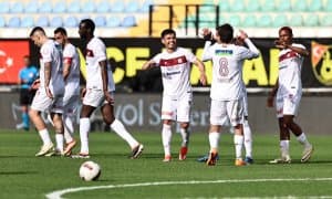 Азизбек Турғунбоев жамоаси ҳаммани чақирди