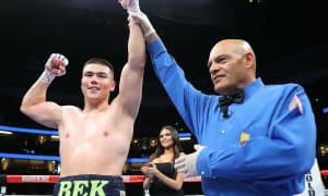 Бокс юлдузи Бектемирдан нима кутяпти?