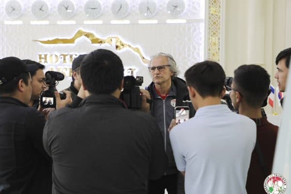 "Navruz Cup". Тожикистон терма жамоаси Наманганга етиб келди (видео)