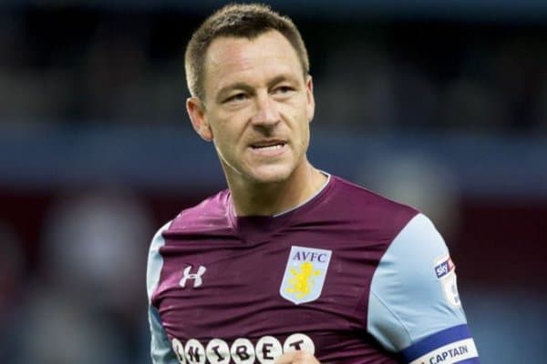 Жон Терри "Челси" базасида шуғулланмоқда (ФОТО)