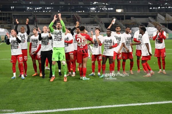 "Айнтрахт" яна финалда!