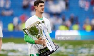 Куртуа "Барселона"га "салом" йўллади