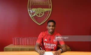 Расман! "Арсенал" "Аякс" футболчиси трансферини эълон қилди (фото)