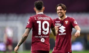 “Женоа” яна бир ҳужумчига оғиз солмоқда