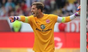 "Айнтрахт" Траппни тўлиқ сотиб олмоқчи