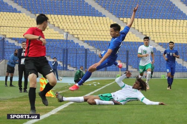 Ўзбекистон ва Саудия Арабистони жанговар дуранг ўйнаган учрашувдан фотогалерея