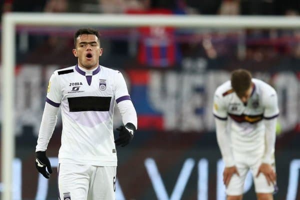 Остон Ўрунов собиқ жамоасига қарши ўйинда жароҳат олди