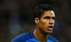 Варан бир мавсумнинг ўзида ҳам Чемпионлар лигасида, ҳам жаҳон чемпионатида зафар қучган 4-футболчи бўлди