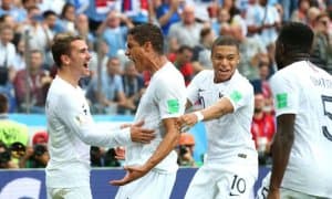 Биласизми? Варан Франция терма жамоасидаги голларининг барчасини бош билан урмоқда