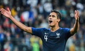 Варан МЮга ўтиб, дунёнинг энг қиммат ҳимоячисига айланиши мумкин эди