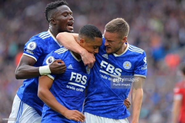 АПЛ. "King Power"даги голлар шоусида "Лестер" МЮни мағлуб этди