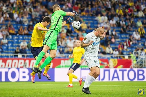 РПЛ. "Ростов" амалдаги чемпионга имкониятни бой берди, Шомуродовнинг голсиз серияси давом этади